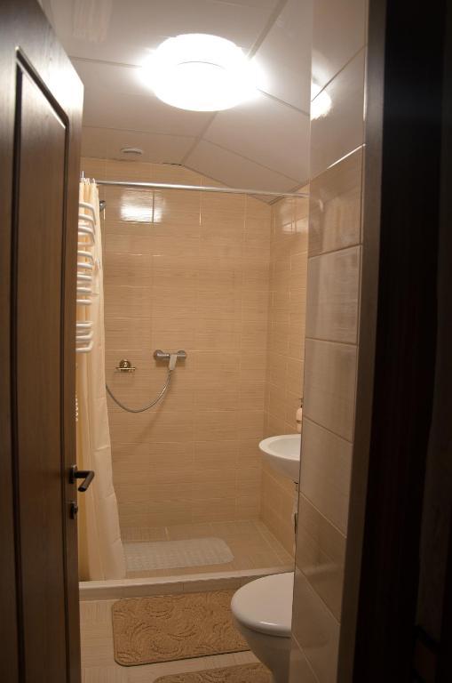 Ghostel - Medieval Hostel Lviv Ngoại thất bức ảnh
